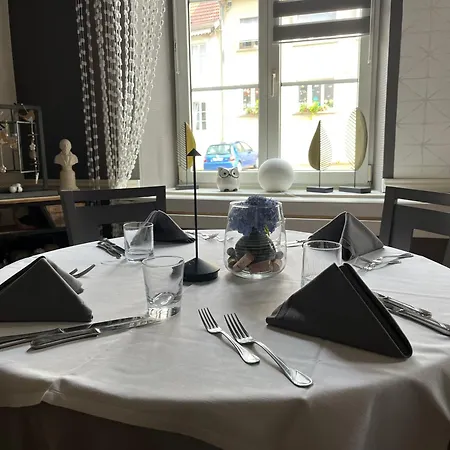 Hotel Logis Hotel&restaurant - Du Prieuré Saint-Quirin