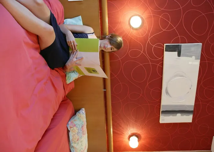 Logis & Restaurant - Du Prieure Saint-Quirin