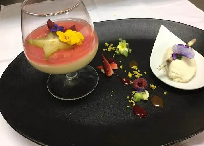 Hotel Logis & Restaurant - Du Prieure Saint-Quirin