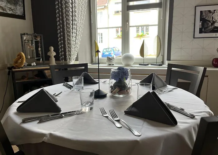 Hotel Logis & Restaurant - Du Prieure Saint-Quirin