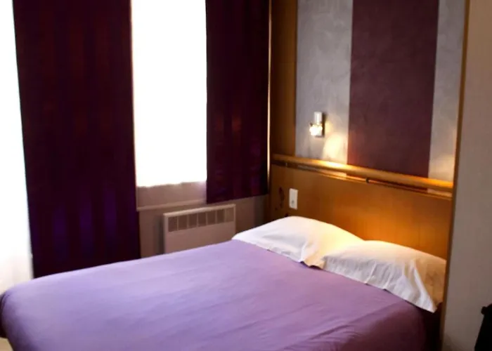 Hotel Logis & Restaurant - Du Prieure