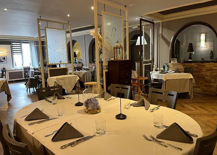 Hotel Logis & Restaurant - Du Prieure Saint-Quirin