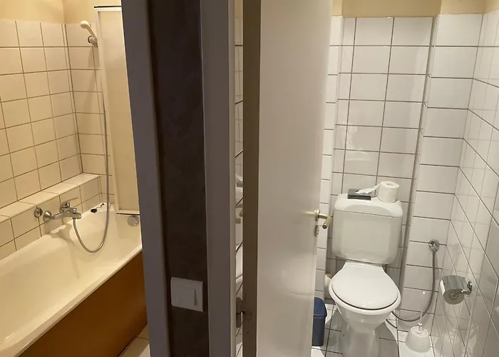 Logis & Restaurant - Du Prieure *